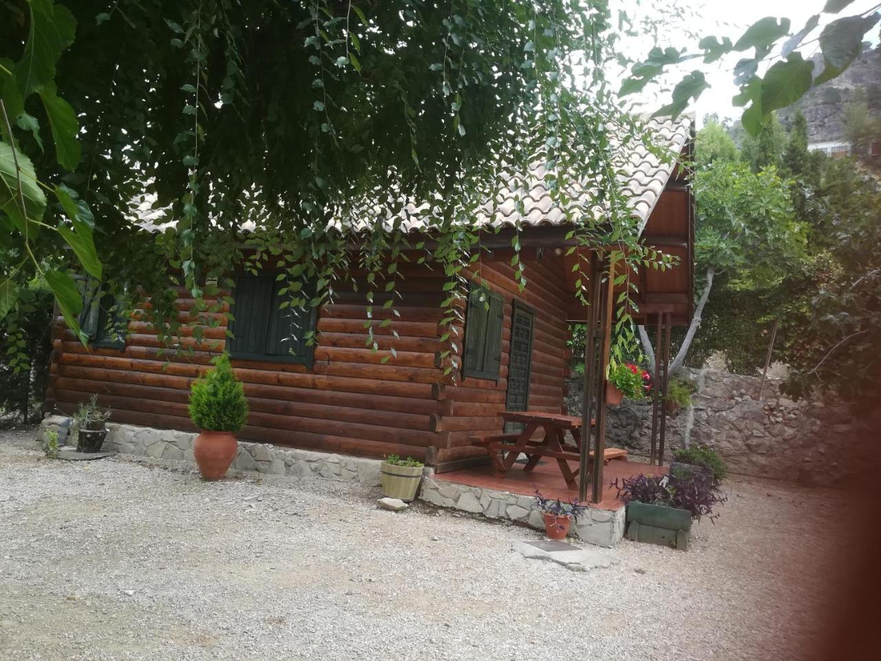 Hébergement de vacances Cabana De Madera La Encina Burunchel