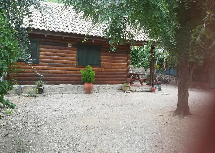 Cabana De Madera La Encina